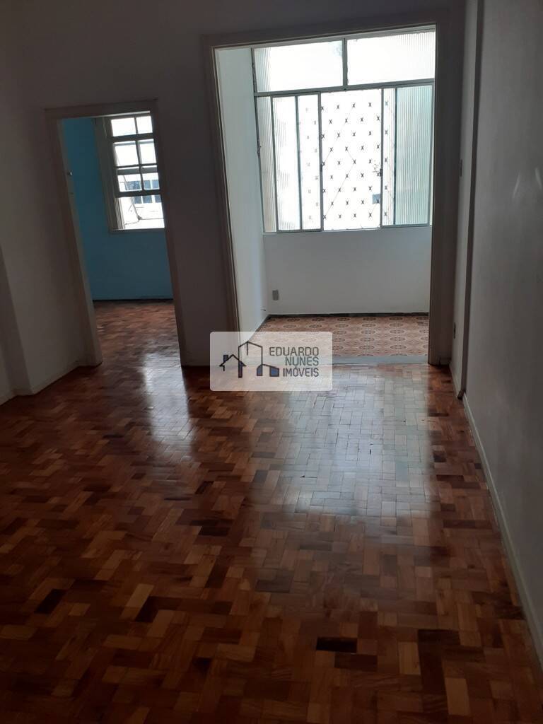 Apartamento à venda com 3 quartos, 100m² - Foto 1