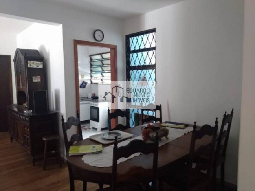 Apartamento à venda com 3 quartos, 126m² - Foto 2