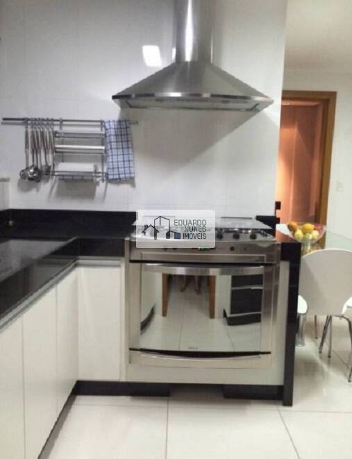 Apartamento à venda com 4 quartos, 150m² - Foto 14