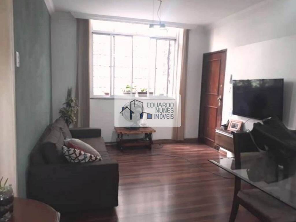 Apartamento à venda com 2 quartos, 70m² - Foto 1