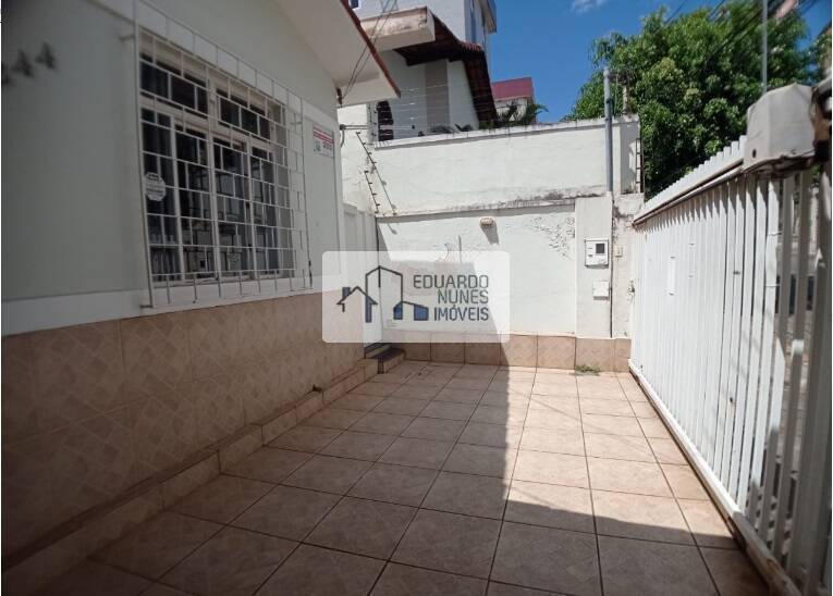 Casa à venda com 3 quartos, 144m² - Foto 15