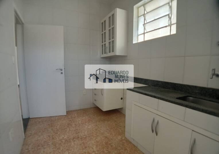 Casa à venda com 3 quartos, 144m² - Foto 13