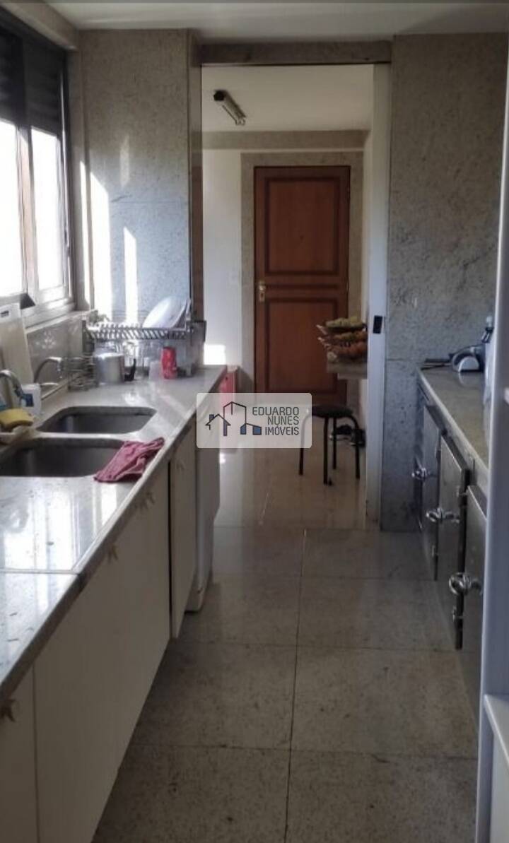 Apartamento à venda com 4 quartos, 390m² - Foto 18