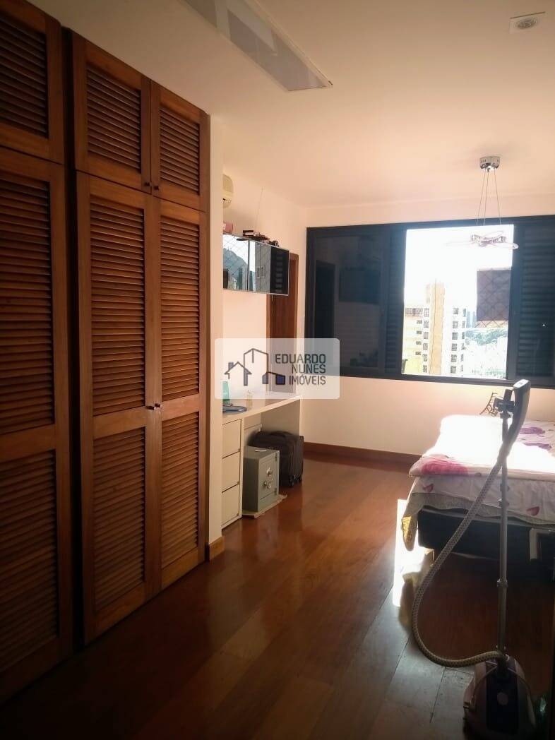 Apartamento à venda com 4 quartos, 208m² - Foto 5