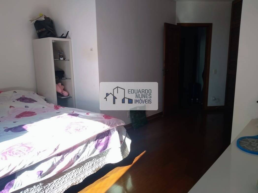 Apartamento à venda com 4 quartos, 208m² - Foto 7