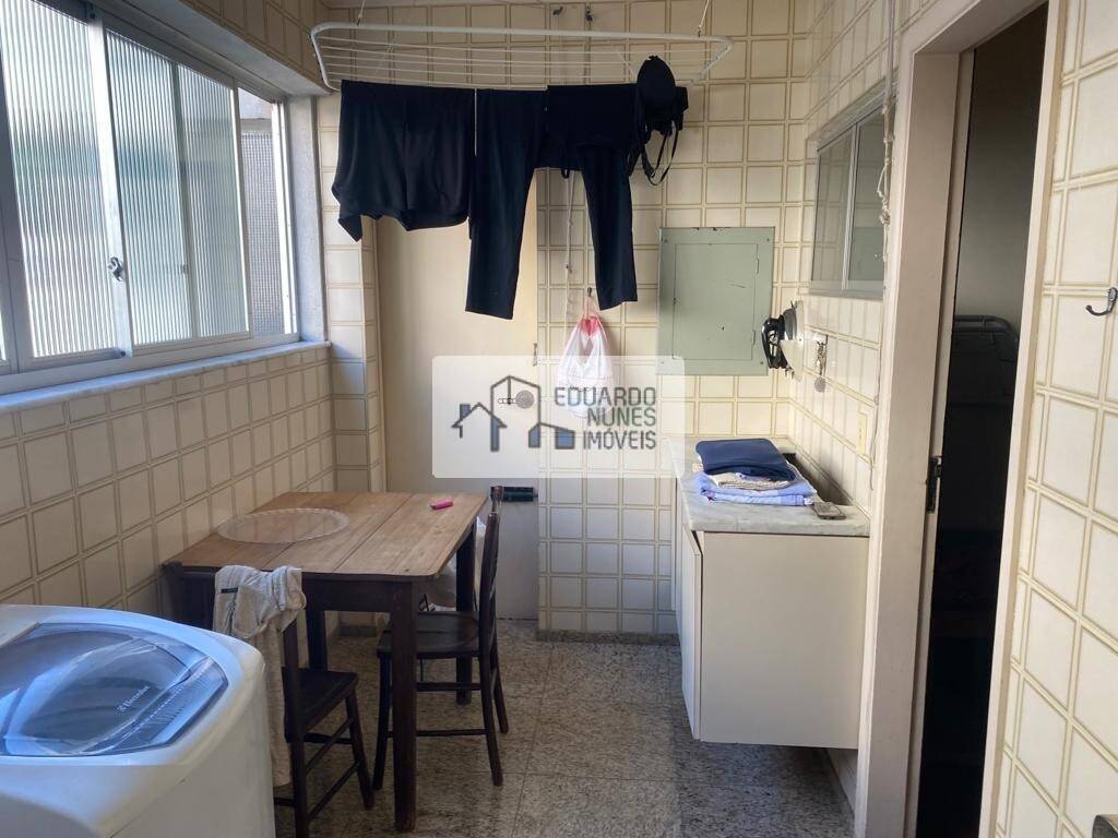 Apartamento à venda com 4 quartos, 140m² - Foto 13