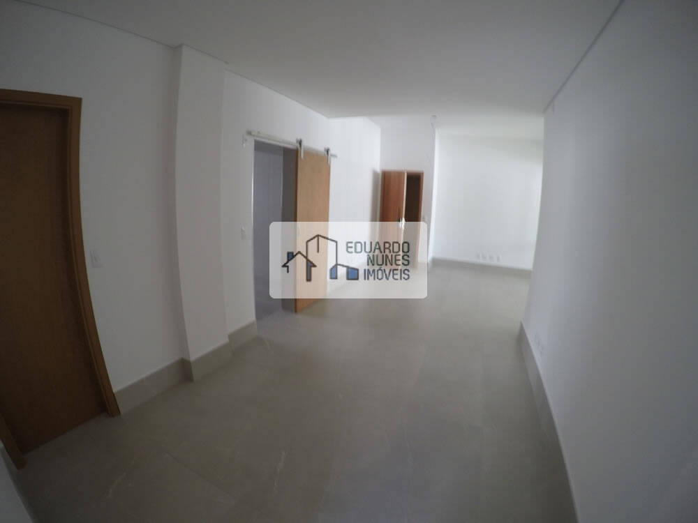 Apartamento à venda com 4 quartos, 136m² - Foto 4