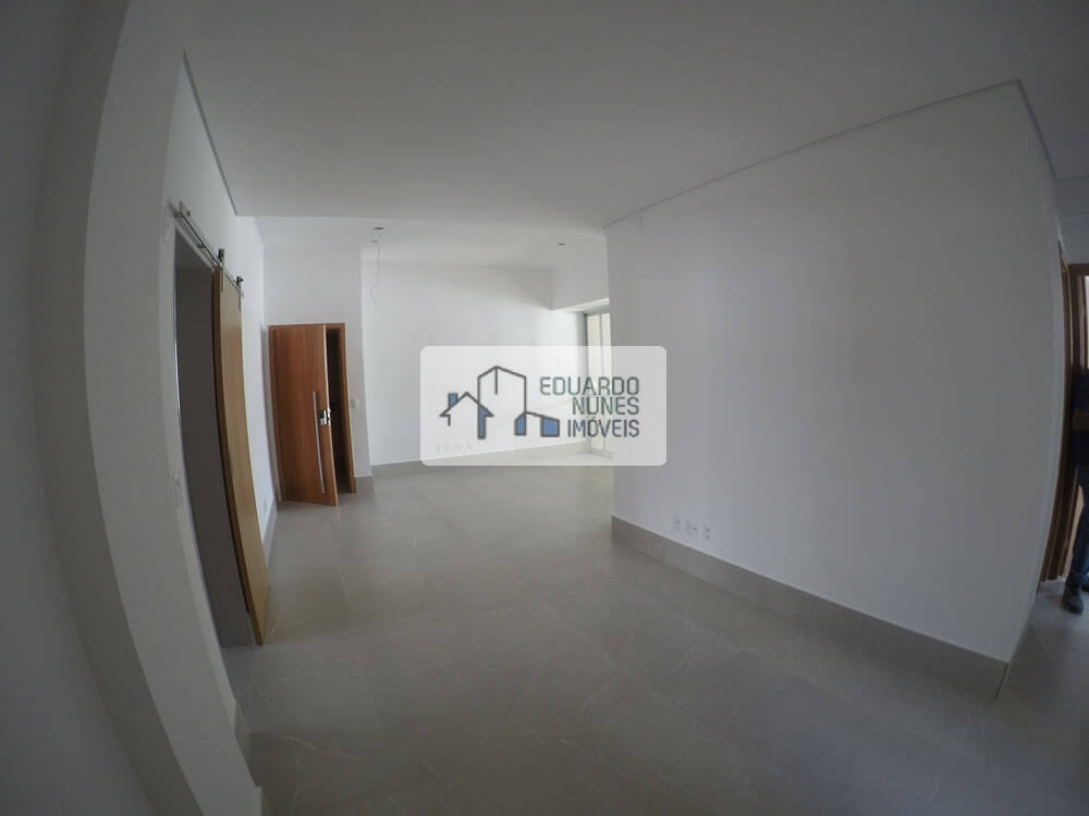 Apartamento à venda com 4 quartos, 136m² - Foto 3