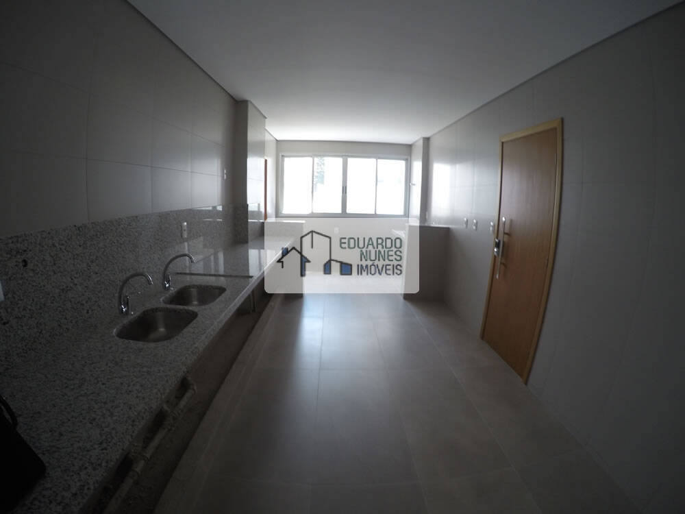 Apartamento à venda com 4 quartos, 136m² - Foto 19