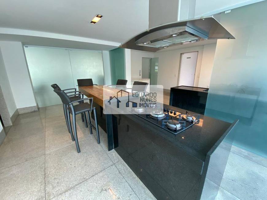 Apartamento à venda com 4 quartos, 191m² - Foto 9