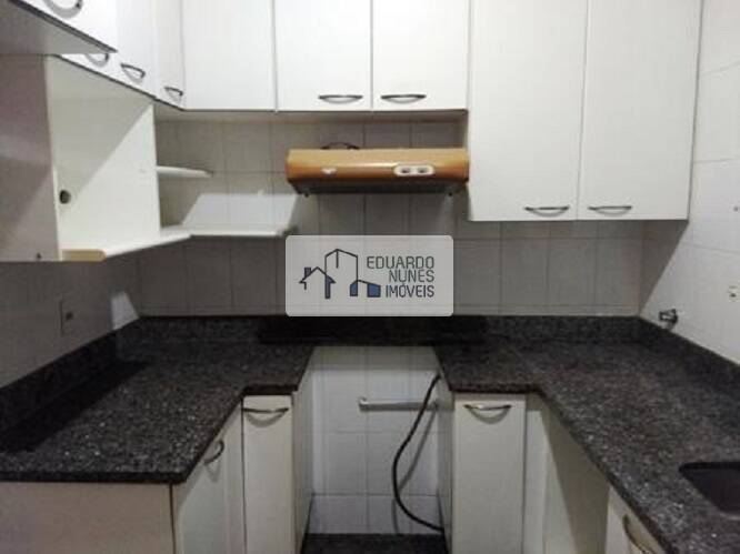 Apartamento à venda com 4 quartos, 130m² - Foto 11