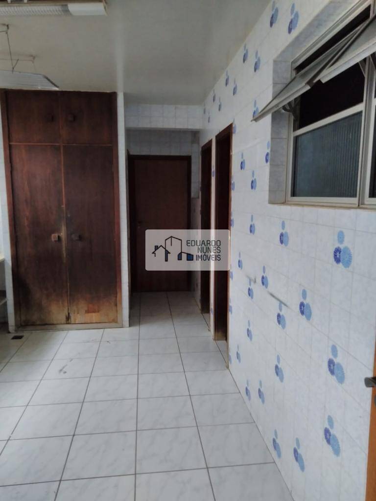 Apartamento à venda com 4 quartos, 240m² - Foto 19