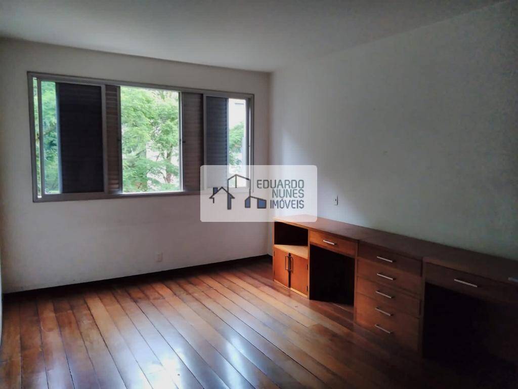 Apartamento à venda com 4 quartos, 240m² - Foto 8