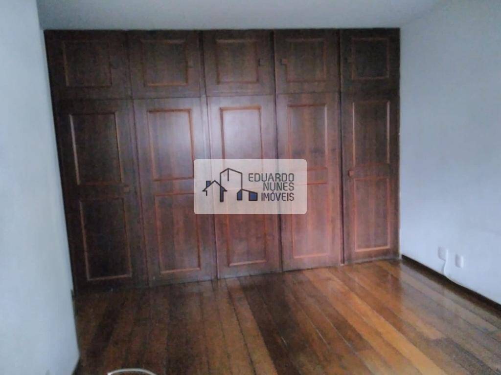 Apartamento à venda com 4 quartos, 240m² - Foto 11