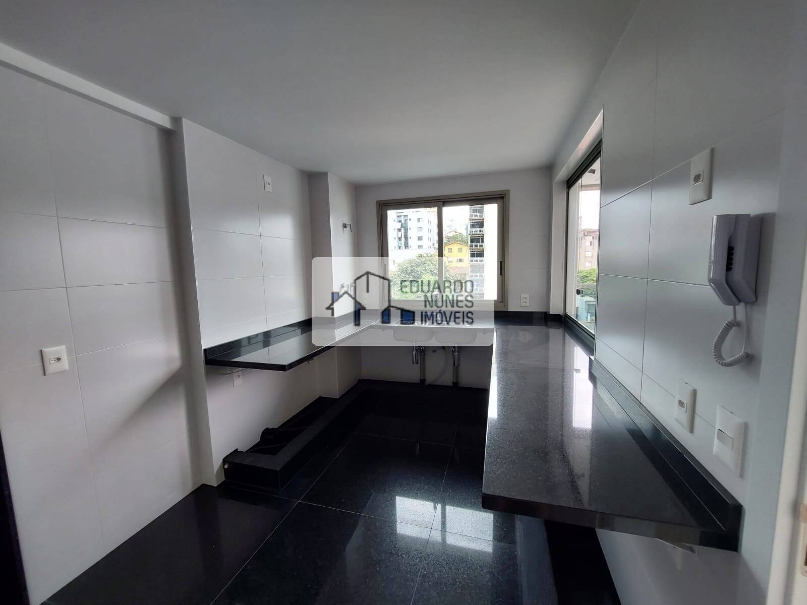 Apartamento à venda com 4 quartos, 145m² - Foto 19