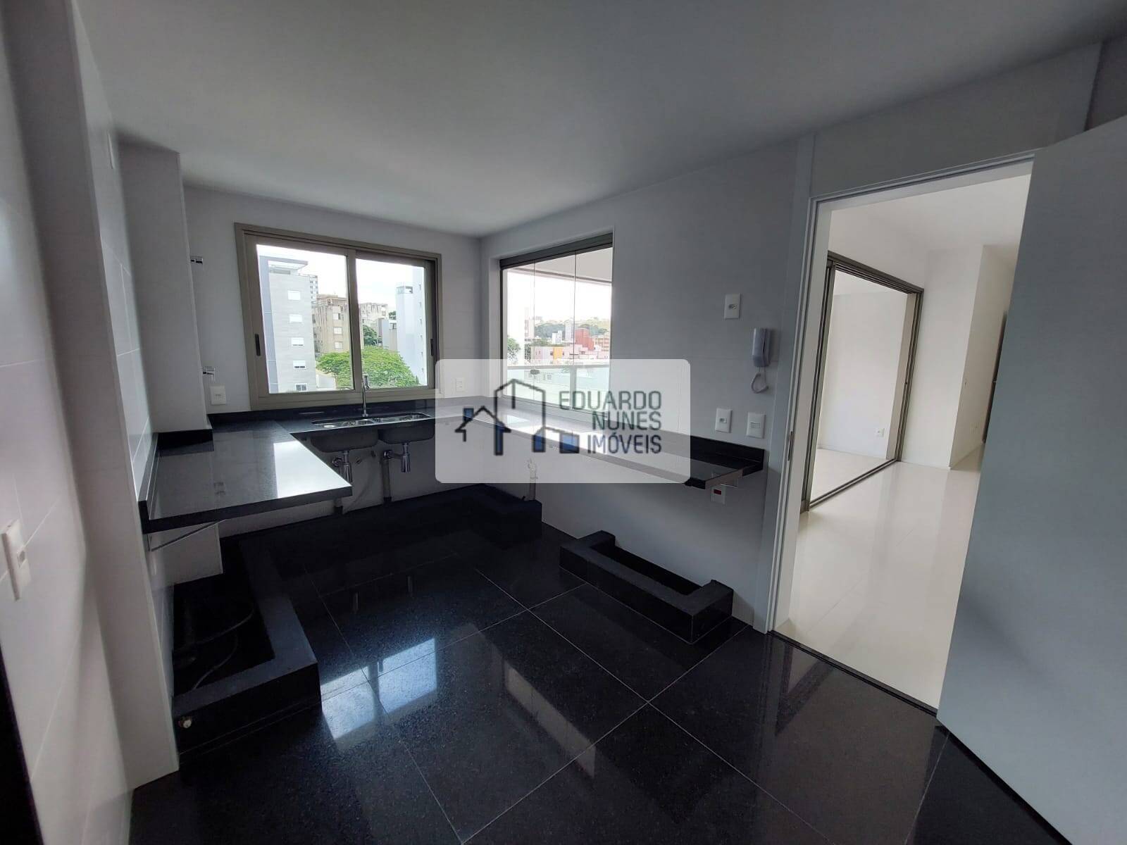 Apartamento à venda com 4 quartos, 145m² - Foto 20