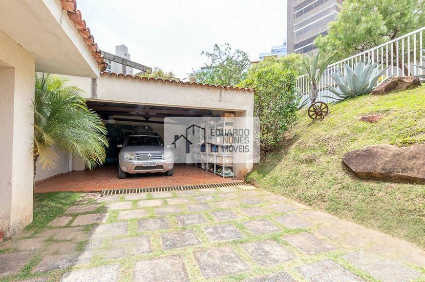 Casa à venda com 4 quartos, 570m² - Foto 19