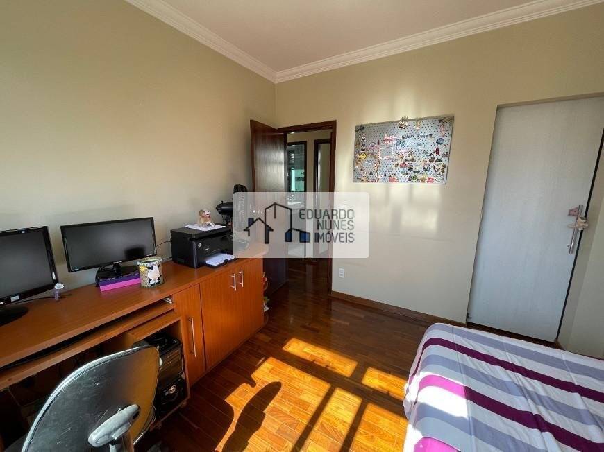 Cobertura à venda com 4 quartos, 280m² - Foto 13