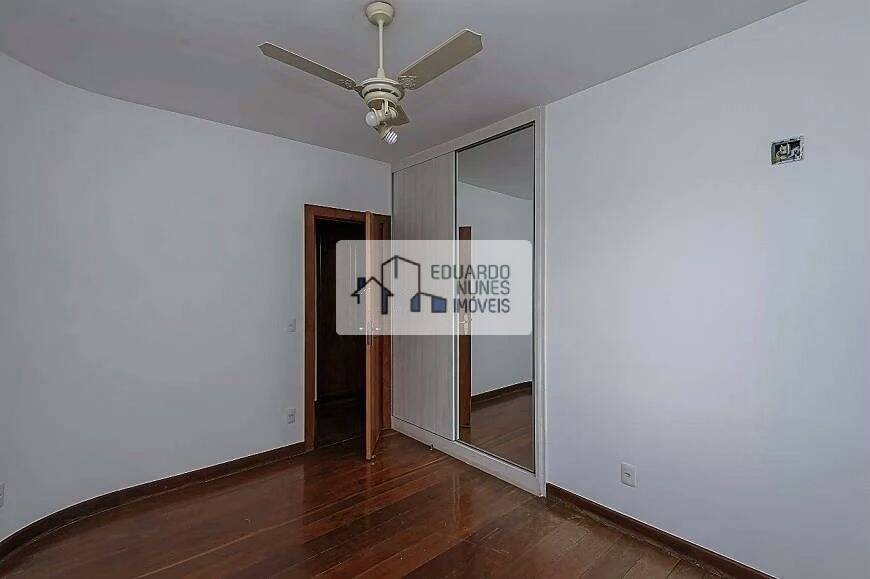 Apartamento à venda com 3 quartos, 162m² - Foto 12