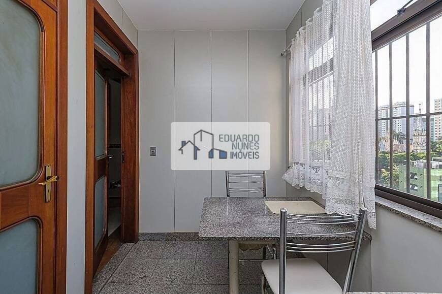 Apartamento à venda com 3 quartos, 162m² - Foto 20