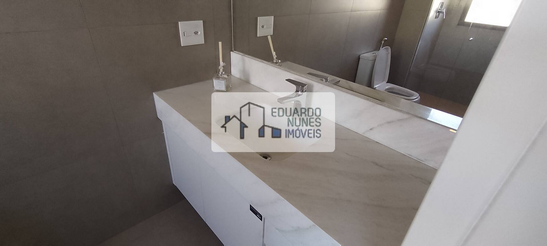 Apartamento à venda com 4 quartos, 140m² - Foto 12