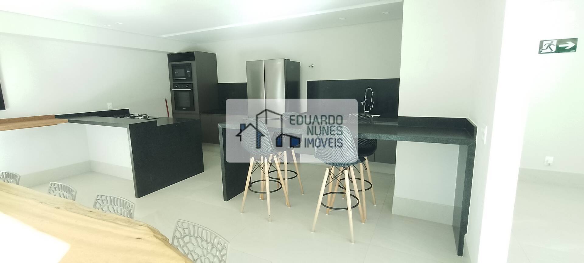 Apartamento à venda com 4 quartos, 140m² - Foto 19