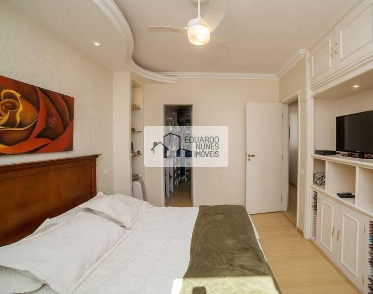 Cobertura à venda com 4 quartos, 240m² - Foto 6