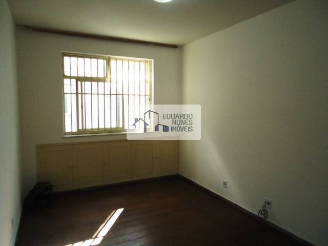 Apartamento à venda com 4 quartos, 180m² - Foto 11