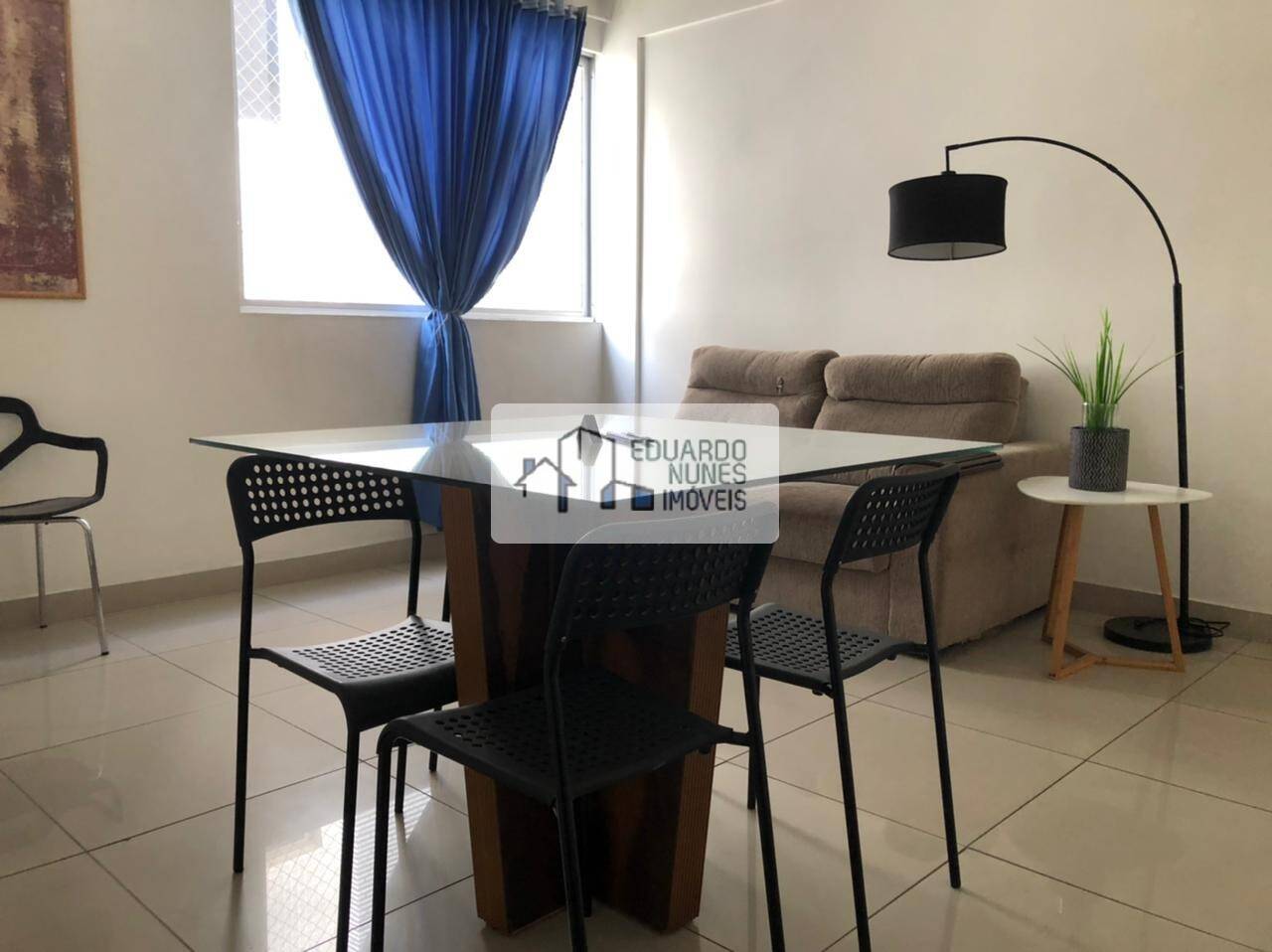 Apartamento à venda com 2 quartos, 66m² - Foto 1