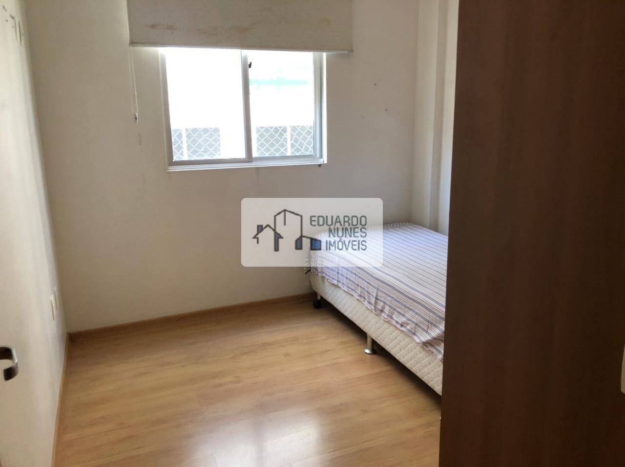 Apartamento à venda com 2 quartos, 66m² - Foto 3