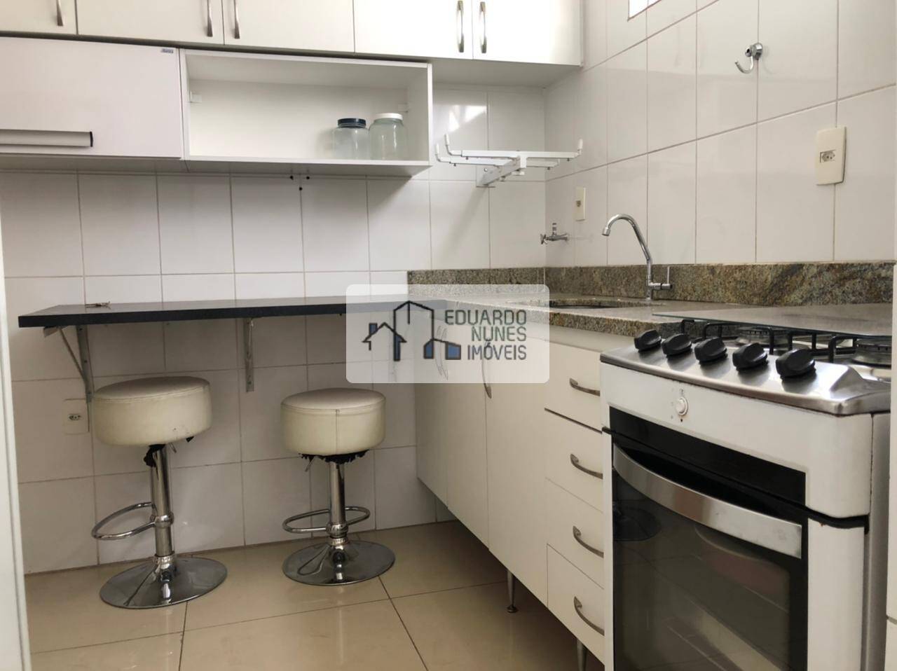 Apartamento à venda com 2 quartos, 66m² - Foto 9