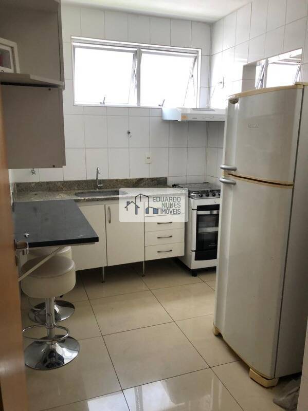 Apartamento à venda com 2 quartos, 66m² - Foto 8