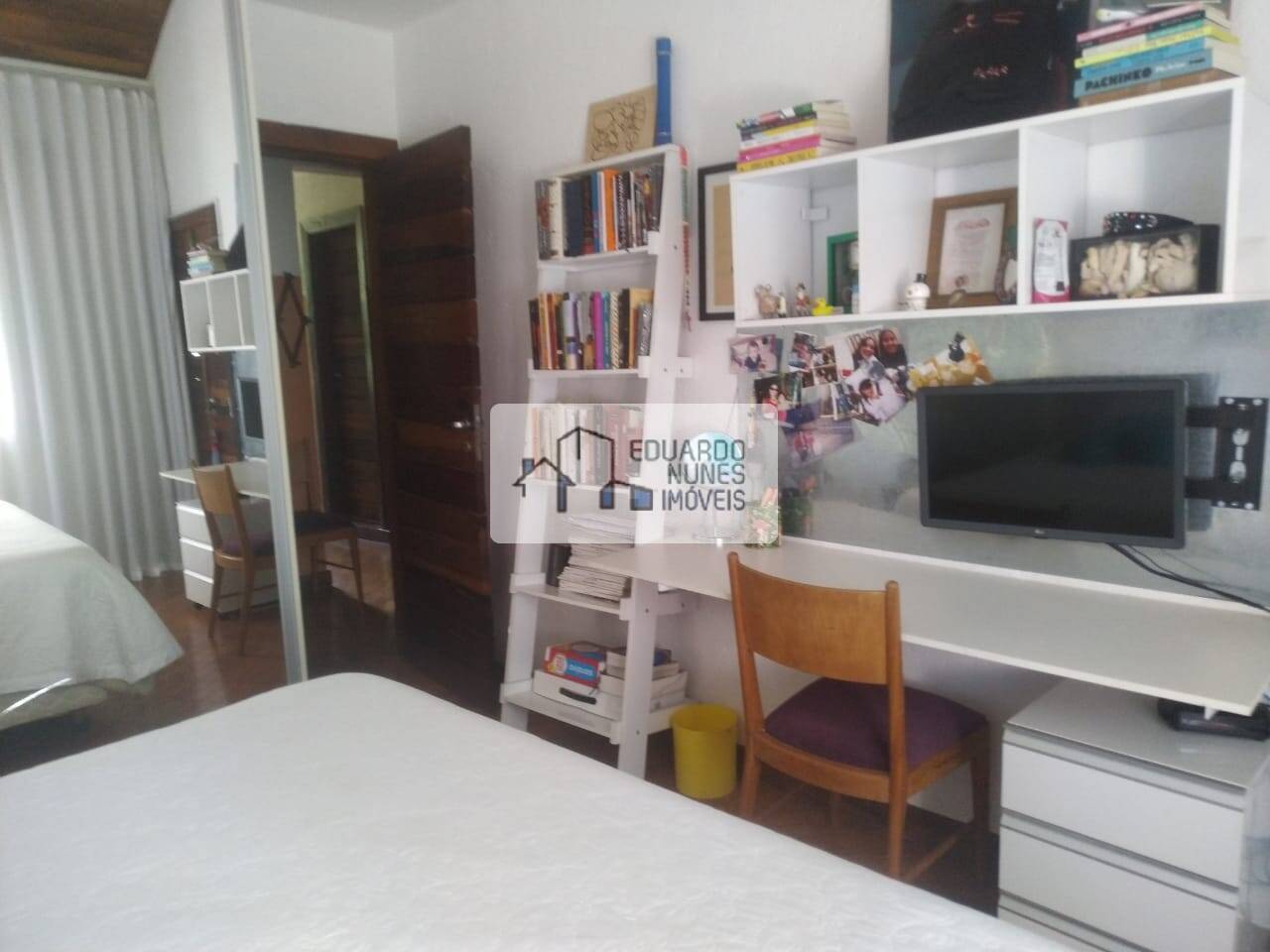 Apartamento à venda com 4 quartos, 210m² - Foto 9