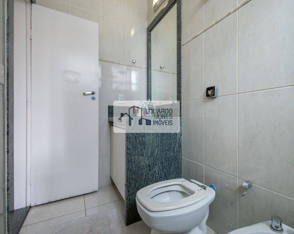 Apartamento à venda com 4 quartos, 210m² - Foto 15