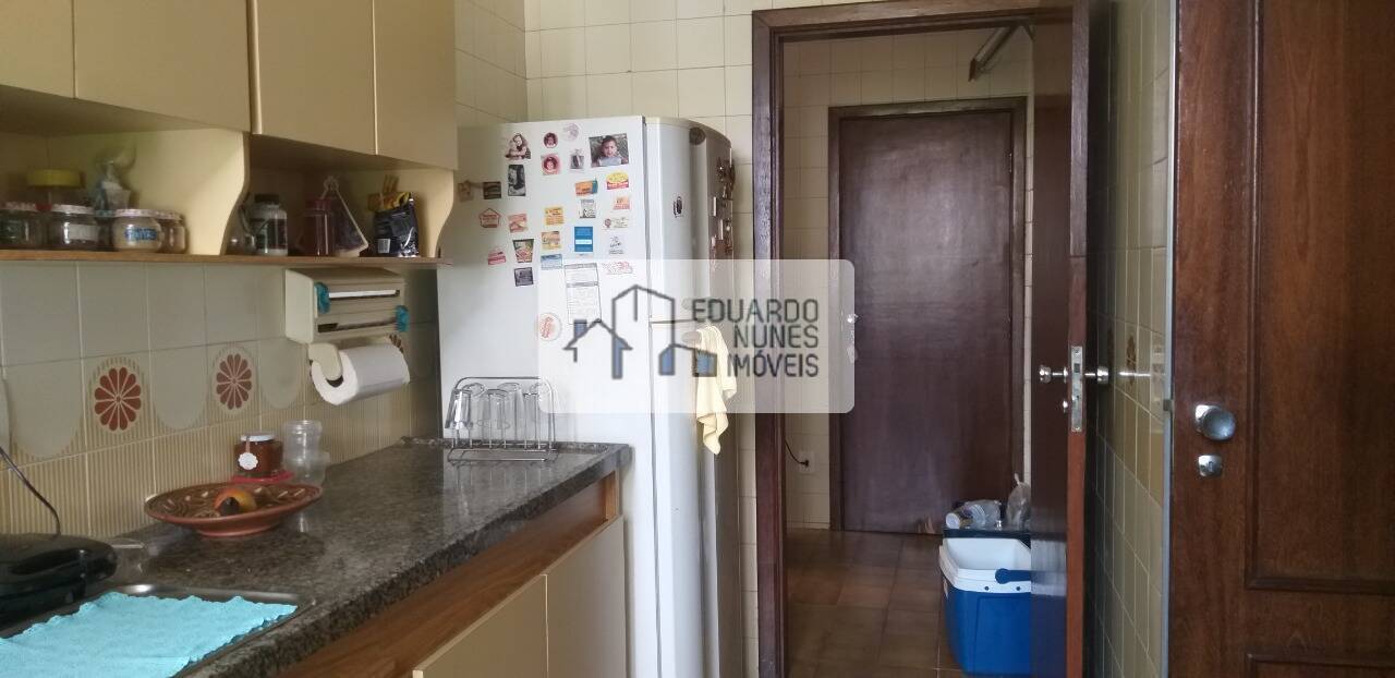 Apartamento à venda com 4 quartos, 193m² - Foto 19