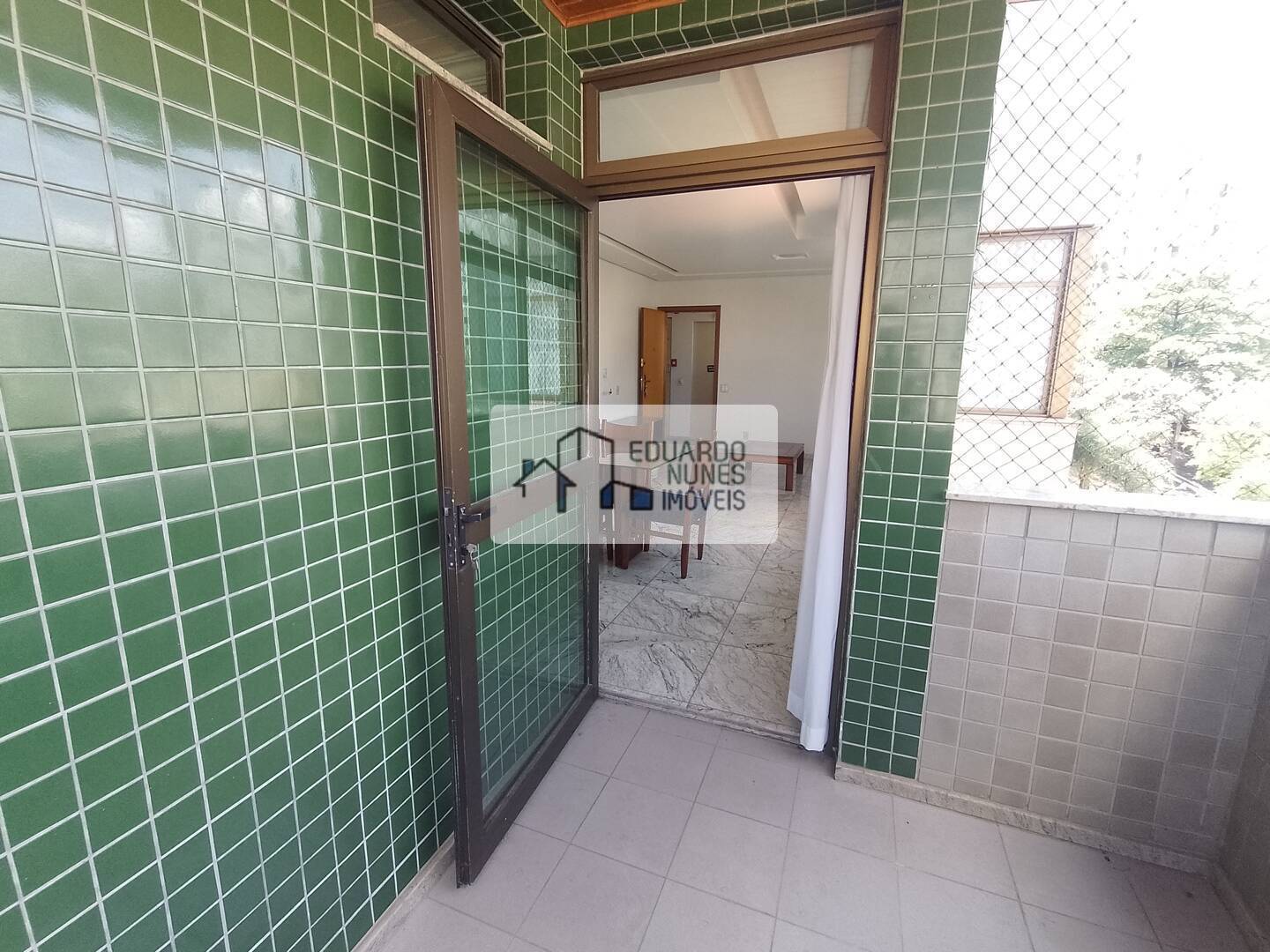 Apartamento à venda com 3 quartos, 205m² - Foto 5