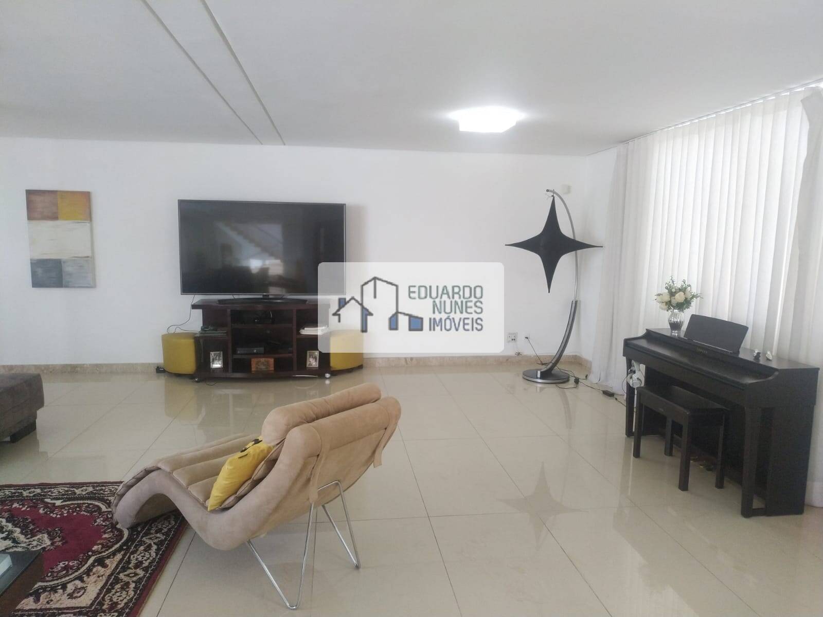 Casa à venda com 5 quartos, 970m² - Foto 14