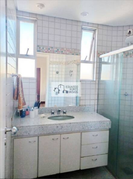 Cobertura à venda com 3 quartos, 250m² - Foto 12