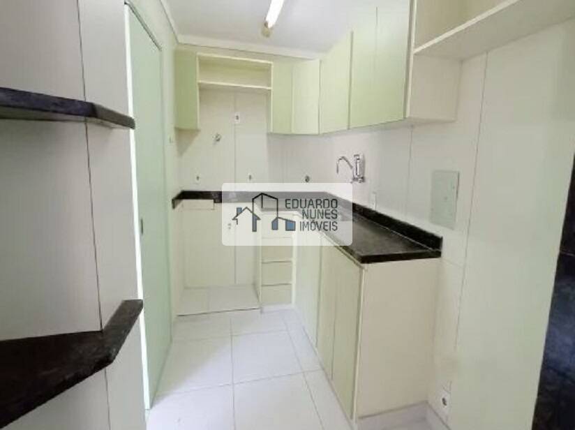 Apartamento à venda com 3 quartos, 115m² - Foto 13