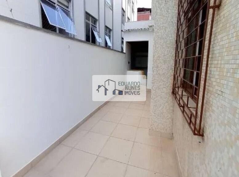 Apartamento à venda com 3 quartos, 115m² - Foto 17