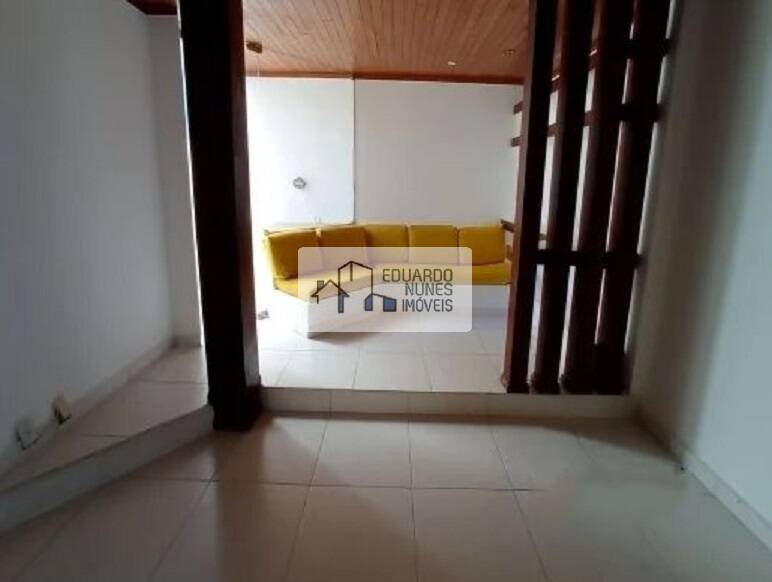 Apartamento à venda com 3 quartos, 115m² - Foto 2