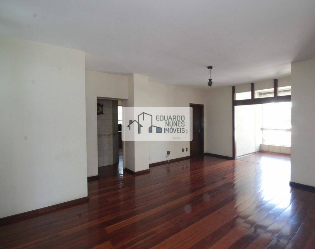 Apartamento à venda com 4 quartos, 256m² - Foto 3