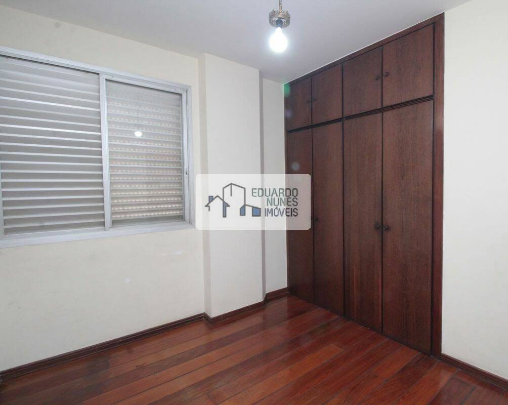 Apartamento à venda com 4 quartos, 256m² - Foto 11