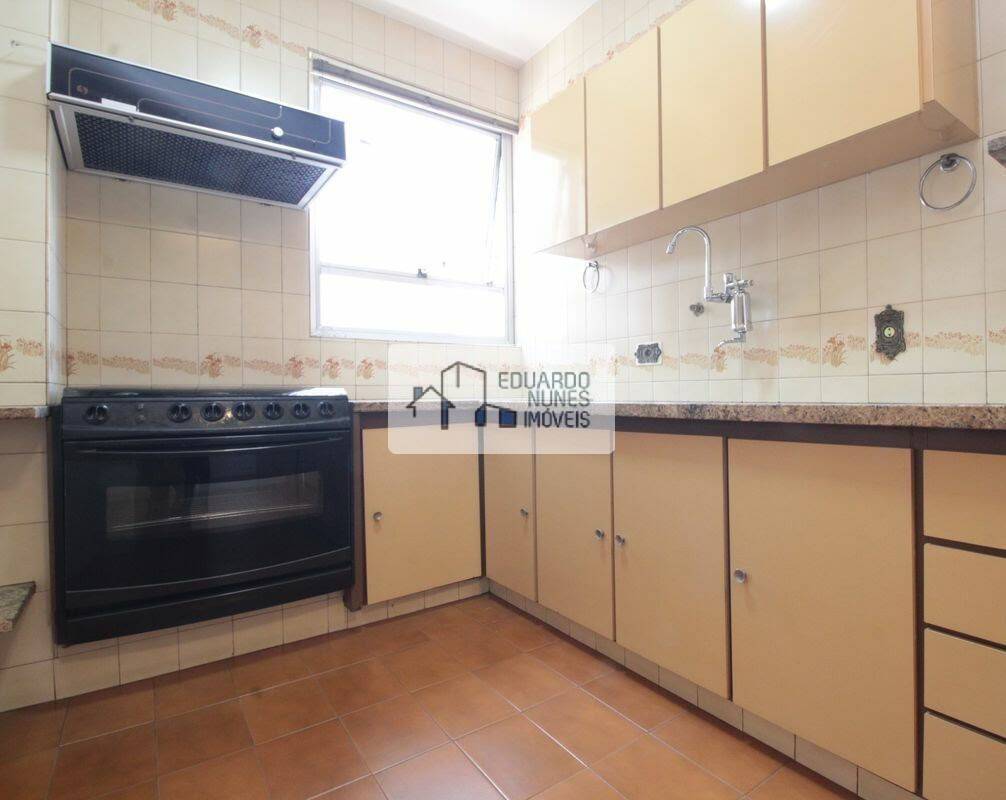 Apartamento à venda com 4 quartos, 256m² - Foto 17