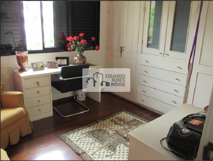 Apartamento à venda com 4 quartos, 151m² - Foto 13