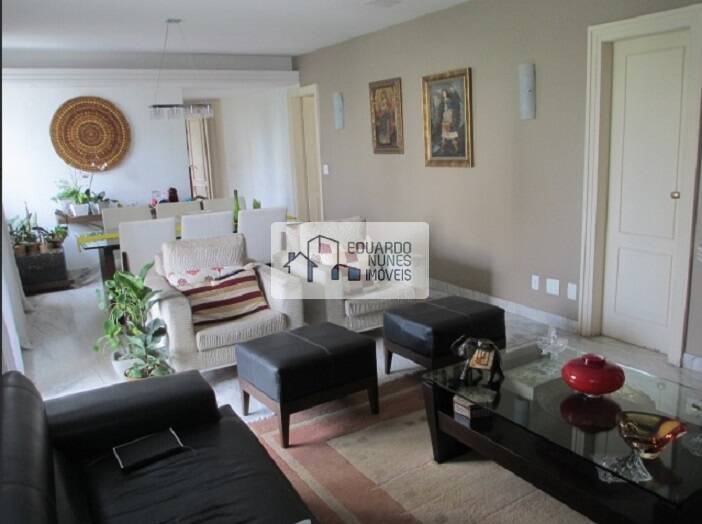 Apartamento à venda com 4 quartos, 151m² - Foto 1