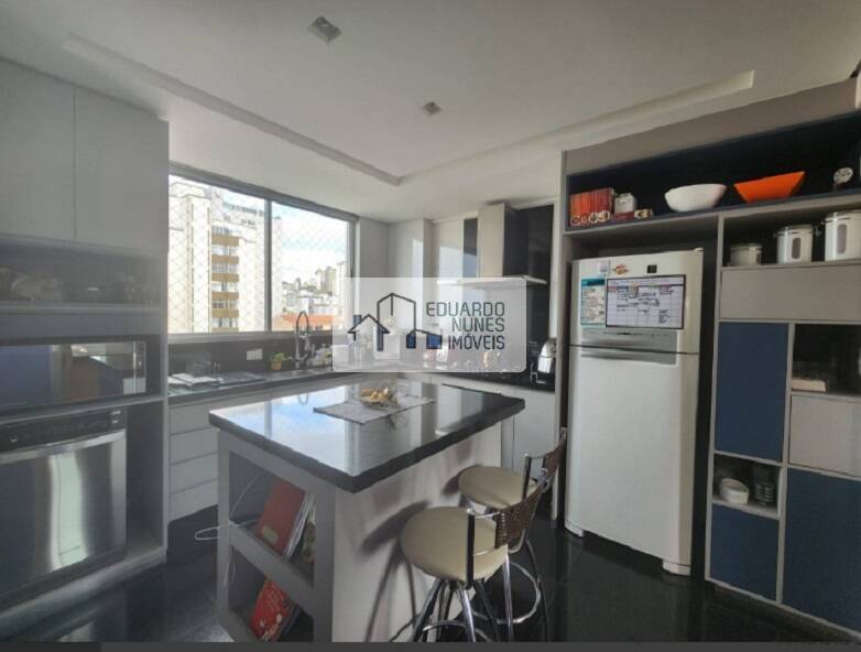 Apartamento à venda com 4 quartos, 281m² - Foto 17