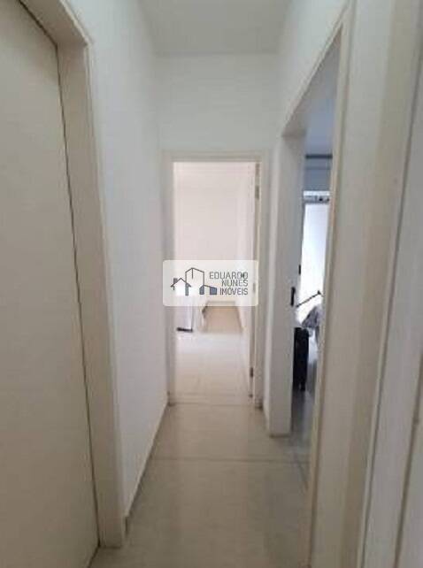 Apartamento à venda com 3 quartos, 100m² - Foto 8