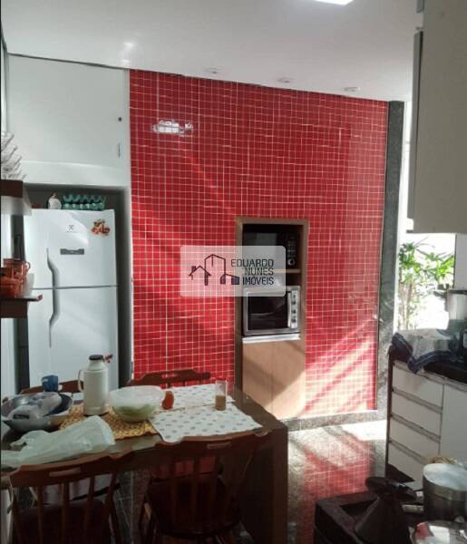 Apartamento à venda com 4 quartos, 140m² - Foto 11