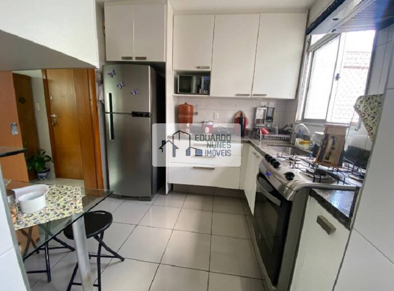 Apartamento à venda com 3 quartos, 84m² - Foto 11